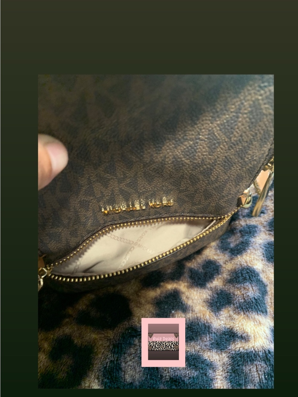 🤎🤎🤎Michael Kors Signature Brown Mini Backpack with Gold Hardware - Picture 8 of 8